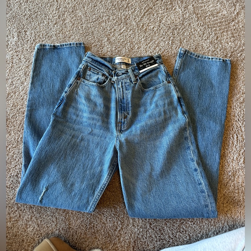 Abercrombie & Fitch Women's Straight Leg Jeans in Medium Blue